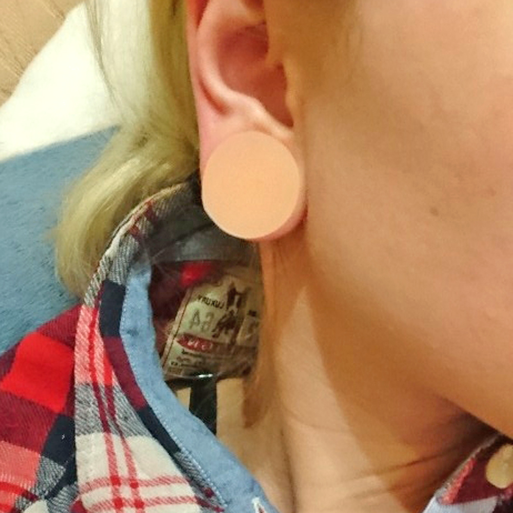 1 Pair Silicone Flexible Thick - Body Jewelry Ear Gauges review and price